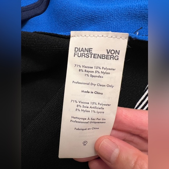 Diane von Furstenberg authentic color block wrap top XS - Picture 14 of 16